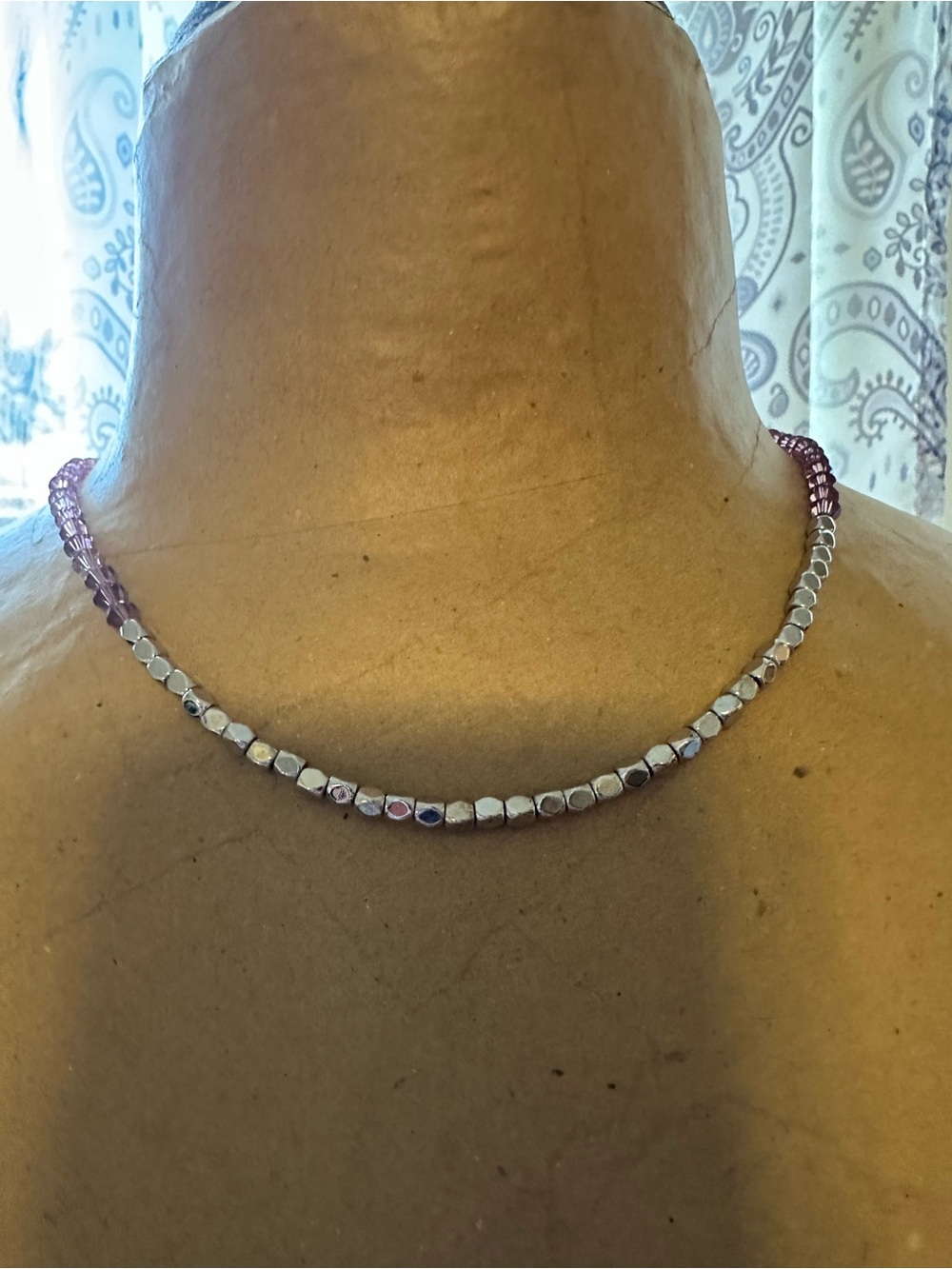 Source Unknown Silver-Tone and Purple Beaded Minimalist Necklace